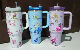 Tumbler Stanley motif