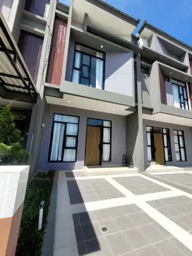 Cluster Premium berkonsep Modern 15 ke Jakarta Selatan