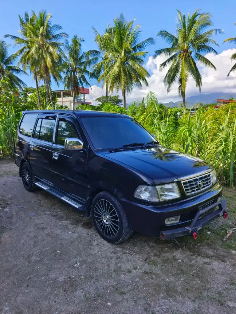 Kijang Kapsul Long 2001 1.8 karbu (barang langka)