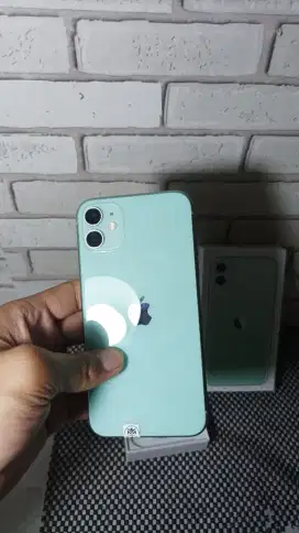 iPhone 11 128 gb Green Beacukai
