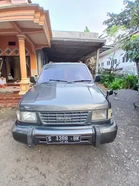 Panther sporty 1997 lengkap mati 2023 plat S Bj.negoro lokasi LUMAJANG