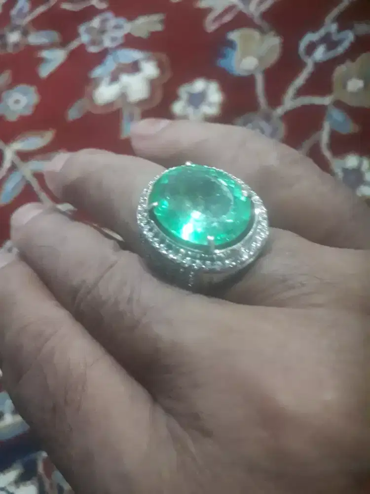 Baru jamrud Emerald( Beryl) natural