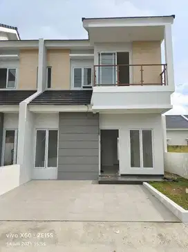 Rumah 2 Lantai Perintis KM Sudiang kota Makassar