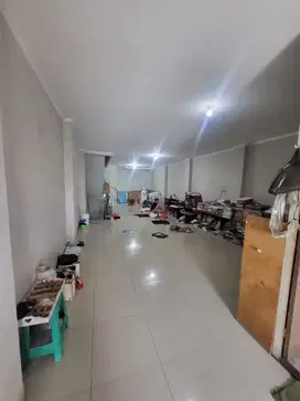 Dijual Rumah 3 Lantai Bisa Untuk Usaha di Jelambar , Grogol