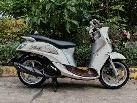Yamaha Fino 125 FI Premium Remote BlueCore 2017