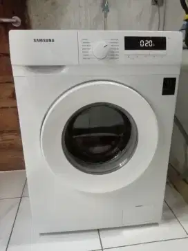 Mesin cuci Samsung inverter front loading 7 kg bekas like new