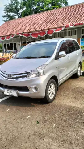 Toyota Avanza G a/t 2012 siap pakai