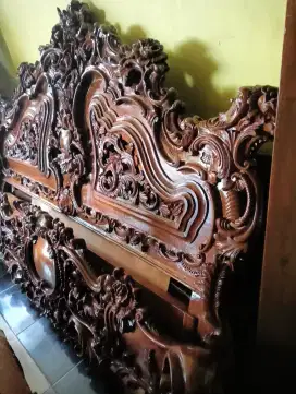 Jual ranjang tidur jati full ukir stok 2004 Rp.11.000.000