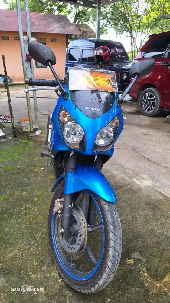 DiJual motor sport klasik