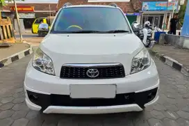 RUSH 1.5 S TRD BENSIN 2014 AT