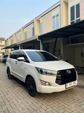 Dijual innova reborn type V AT bensin 2017