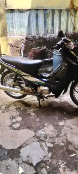 Honda Supra fit 2005