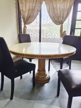 Meja Marmer asli dengan 4 kursi