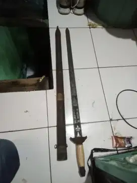 Pedang China jaman kerajaan dinasti Ming cek google