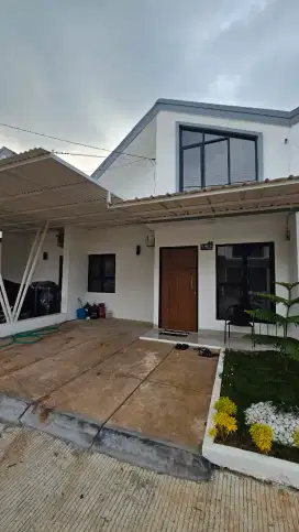 Rumah cantik over kredit siap huni