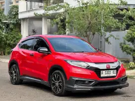 HRV 1.8 PRESTIGE MUGEN AT 2015 TANGAN PERTAMA