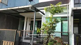 Rumah Di Perumahan Pandanwangi Royal Park, Sulfat Blimbing Malang