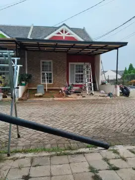 Kanopi baja ringan