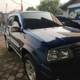 Grand escudo 2,0i siap pakai