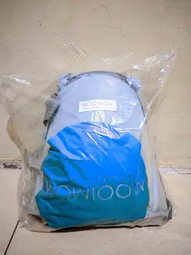 Gendongan untuk bayi merk Mooimom ( casual hipseat carrier )