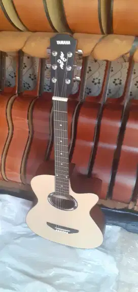 GITAR AKUSTIK YAMAHA APX500II