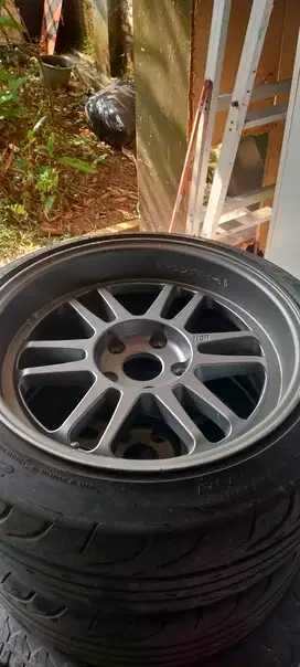 Dijual murah baru kepake beberapa bulan.