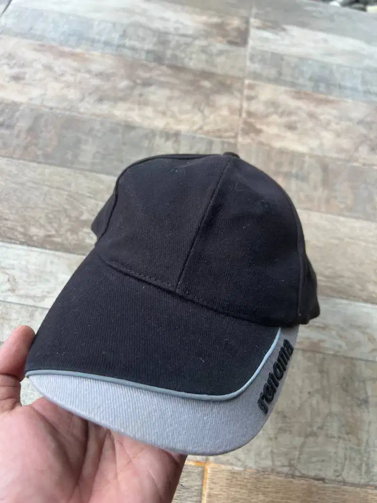Topi unisex Renoma