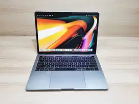 Macbook Pro 2019 Touchbar 13inch Core i5 8GB 256GB