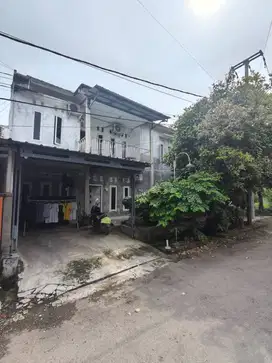 Dijual Rumah Nyaman Besar & Strategis – Siap Huni!