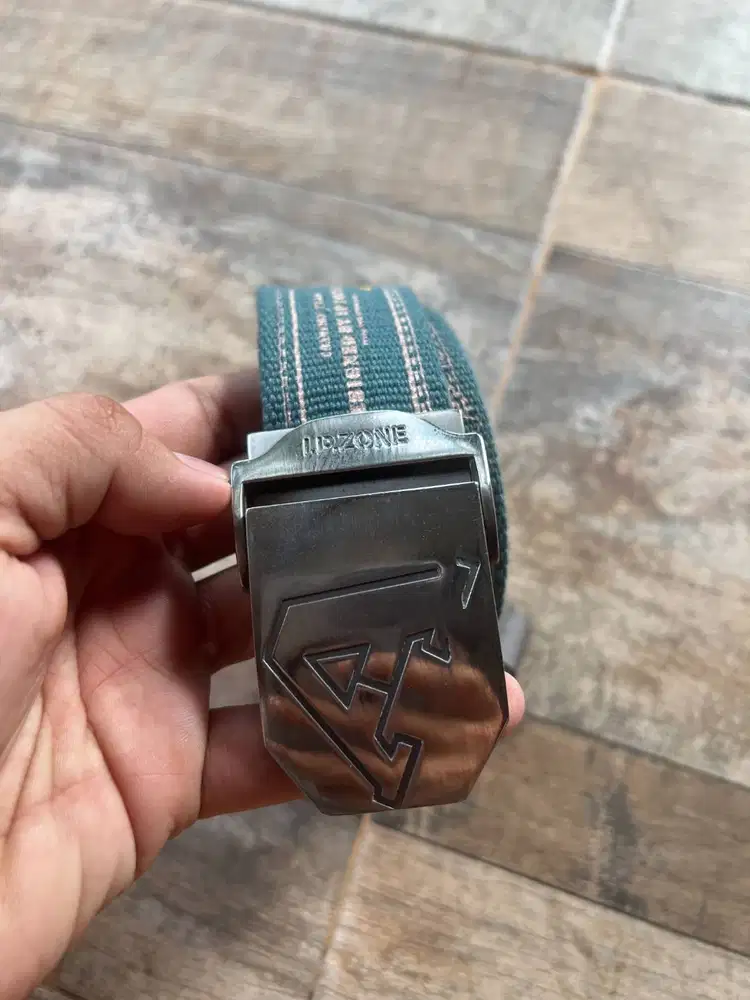 Ikat pinggang cowok Zone