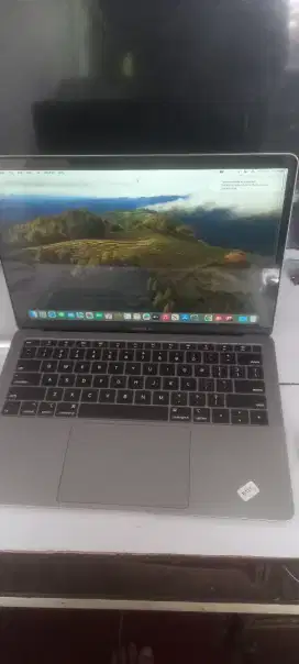 Macbook Air Retina 2019 13 Model A1932 core i5 8/256 Gb Not M1 M2