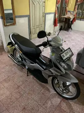 Yamaha nouvo z tahun 2005