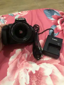 Camera Canon 1100D