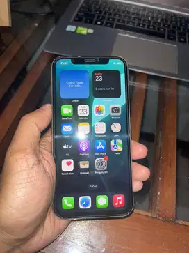 Dijual iPhone XS 64gb Gold Mulus No Minus