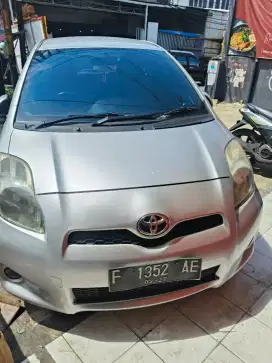 Yaris s limited at 2007 pajak on plat F. Keyless.
