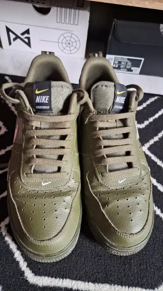 Preloved sneakers nike
