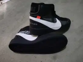 Sepatu Second Ori 
Nike
