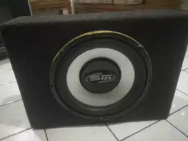 Speaker dan power mobil