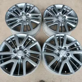 Velg OEM Nissan Xtrail ring 17 pcd 5x114,3 4pcs