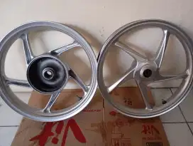 Velg vario 125 sp old