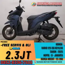 Honda Vario 125 ISS KEYLESS TAHUN 2025 Km Rendah