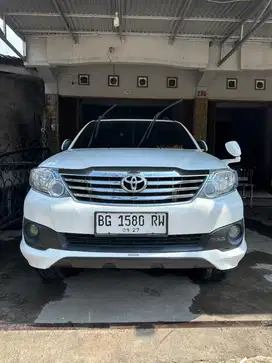 TOYOTA FORTUNER G TRD 2.5 Diesel Matic Thn 2012