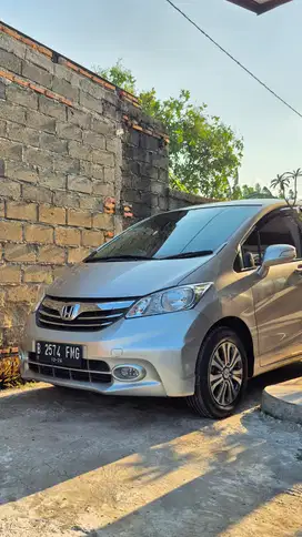 Honda Freed 2013 Bensin