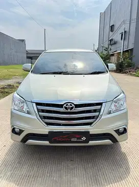 Toyota Innova 2.0 V 2014 Automatic ( Silver Metalik )