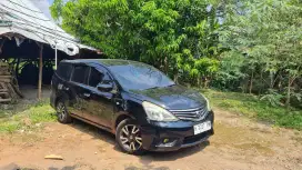 Grand Livina sv 2014