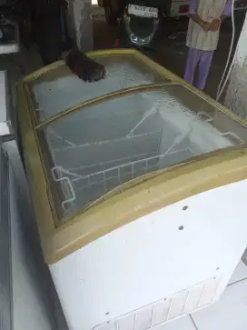 Frezer bekas masih bagus
