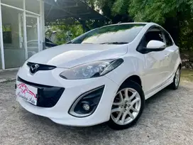 Mazda2 2012 RZ AT Putih KM asli Record Tgn1 Top condition!
