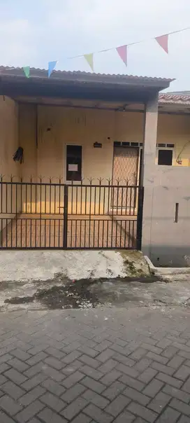 SEWA RUMAH DI PERMATA TANGERANG