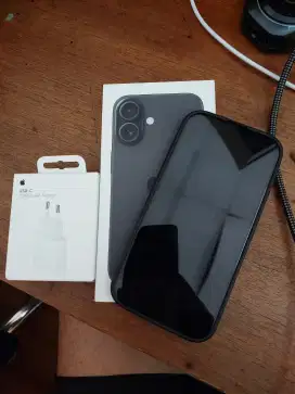 Iphone 16 126 black garansi resmi
