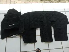 Karpet bawaan Inova venturer